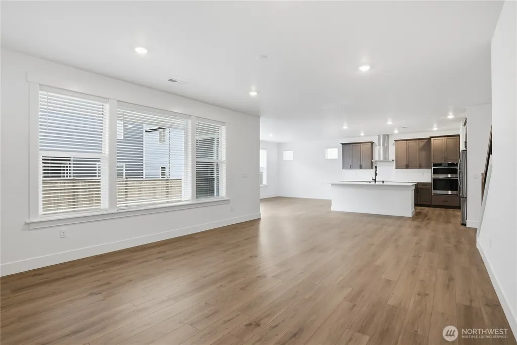 32110 Grand Avenue SE Black Diamond WA 98010