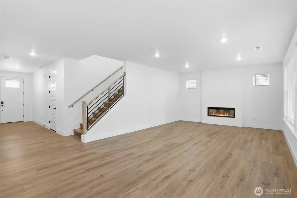 32110 Grand Avenue SE Black Diamond WA 98010