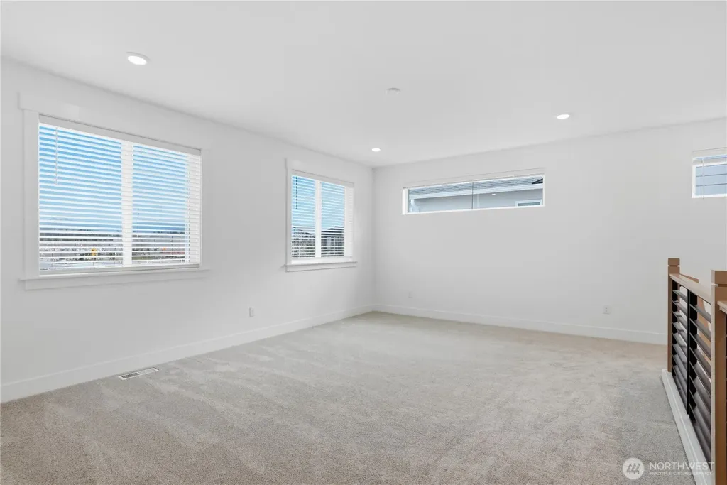 32110 Grand Avenue SE Black Diamond WA 98010