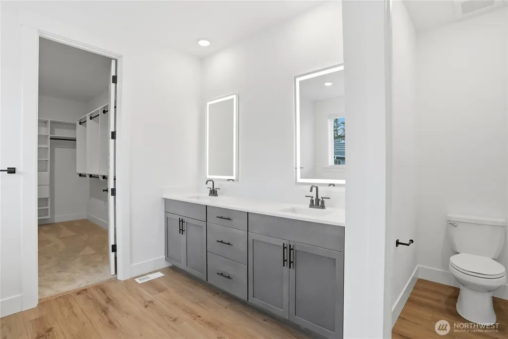 32110 Grand Avenue SE Black Diamond WA 98010