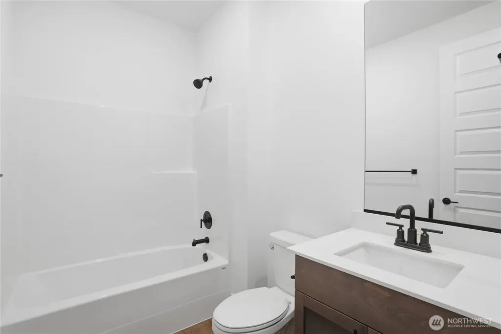 32110 Grand Avenue SE Black Diamond WA 98010