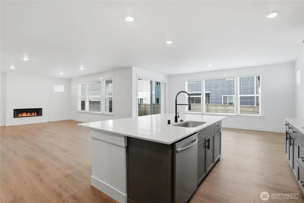 32110 Grand Avenue SE Black Diamond WA 98010