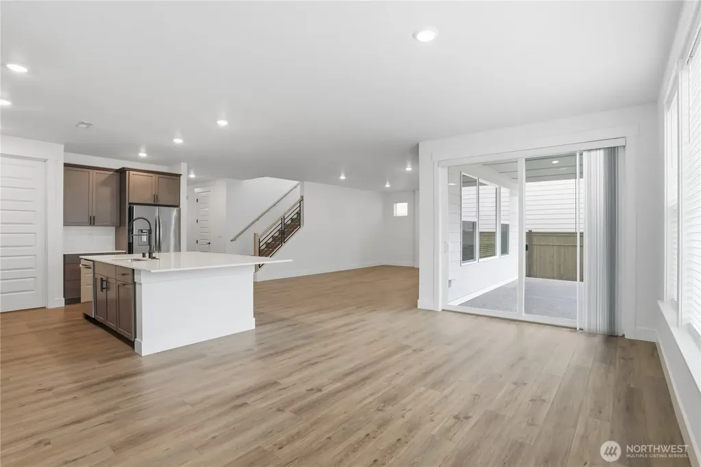 32110 Grand Avenue SE Black Diamond WA 98010