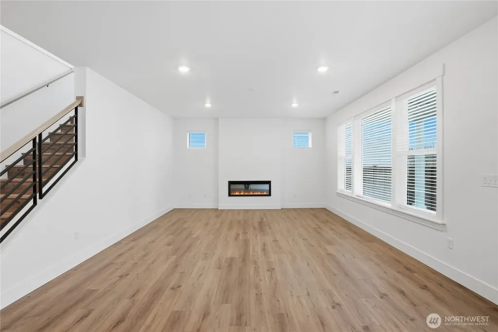 32110 Grand Avenue SE Black Diamond WA 98010