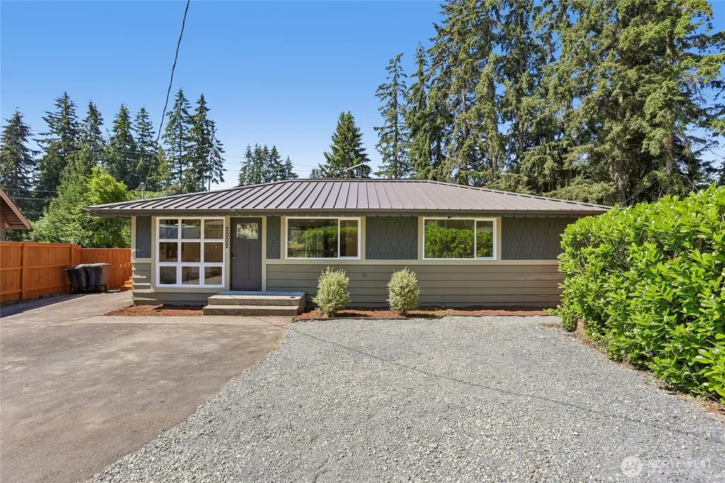 2002 211th Place SW Lynnwood WA 98036