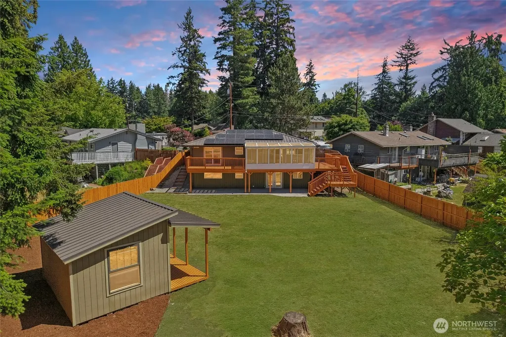 2002 211th Place SW Lynnwood WA 98036