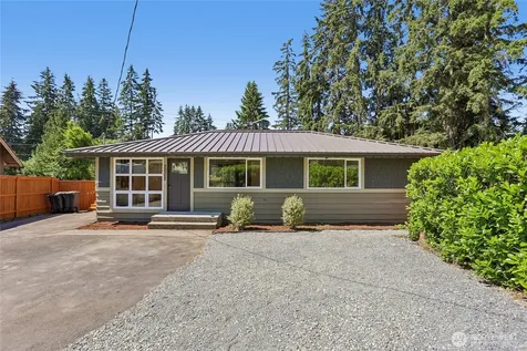 2002 211th Place SW Lynnwood WA 98036
