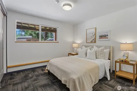 2002 211th Place SW Lynnwood WA 98036