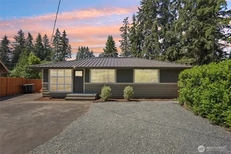 2002 211th Place SW Lynnwood WA 98036