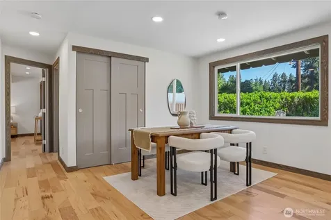2002 211th Place SW Lynnwood WA 98036