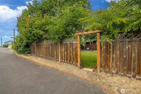 4803 Cedar Lane Blaine WA 98230