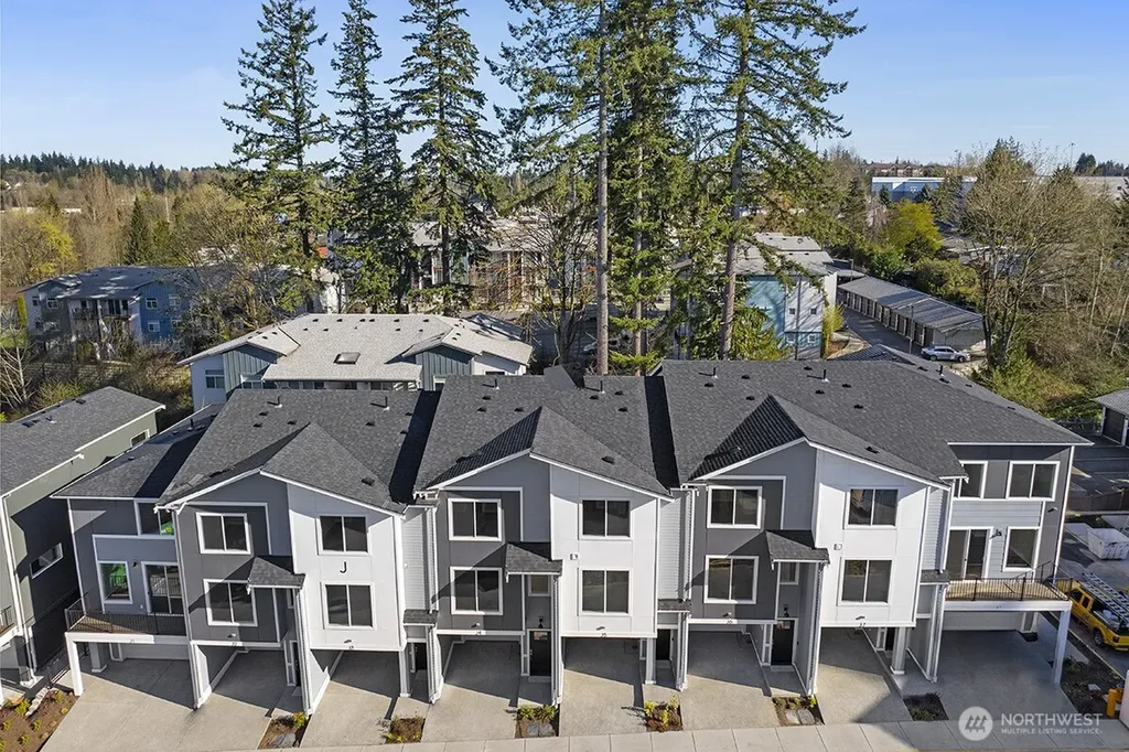 16823 Alder Way Lynnwood WA 98037