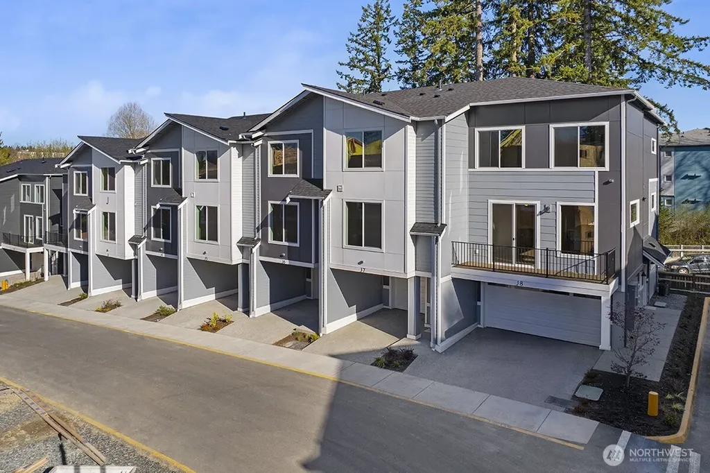 16823 Alder Way Lynnwood WA 98037