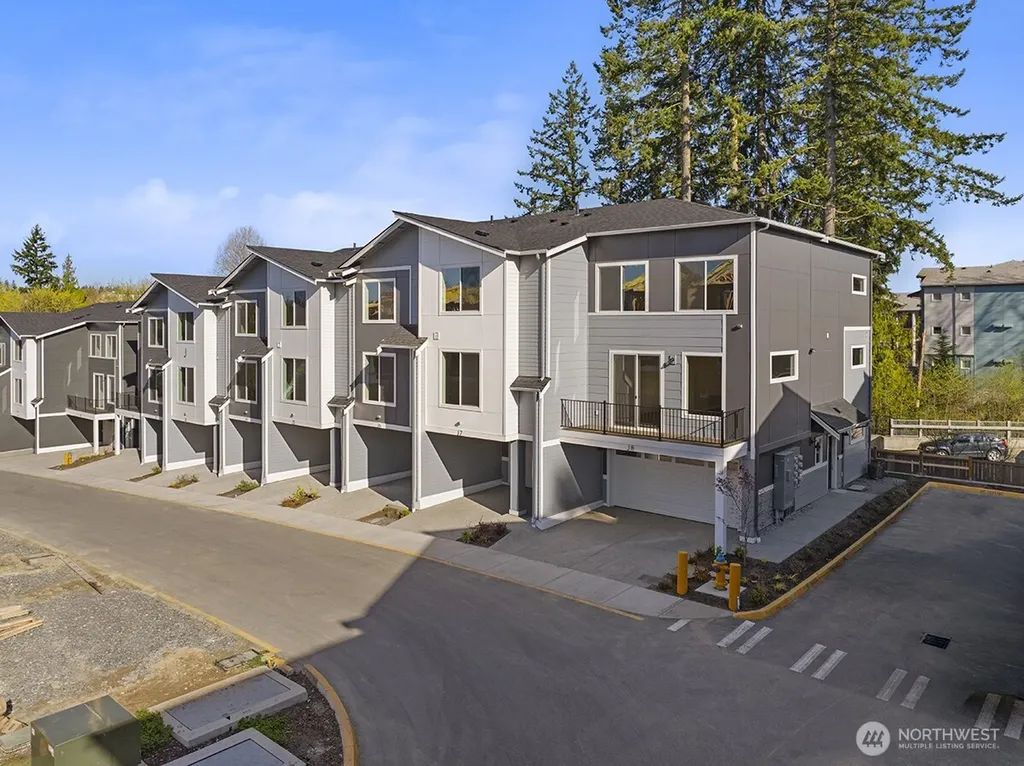 16823 Alder Way Lynnwood WA 98037