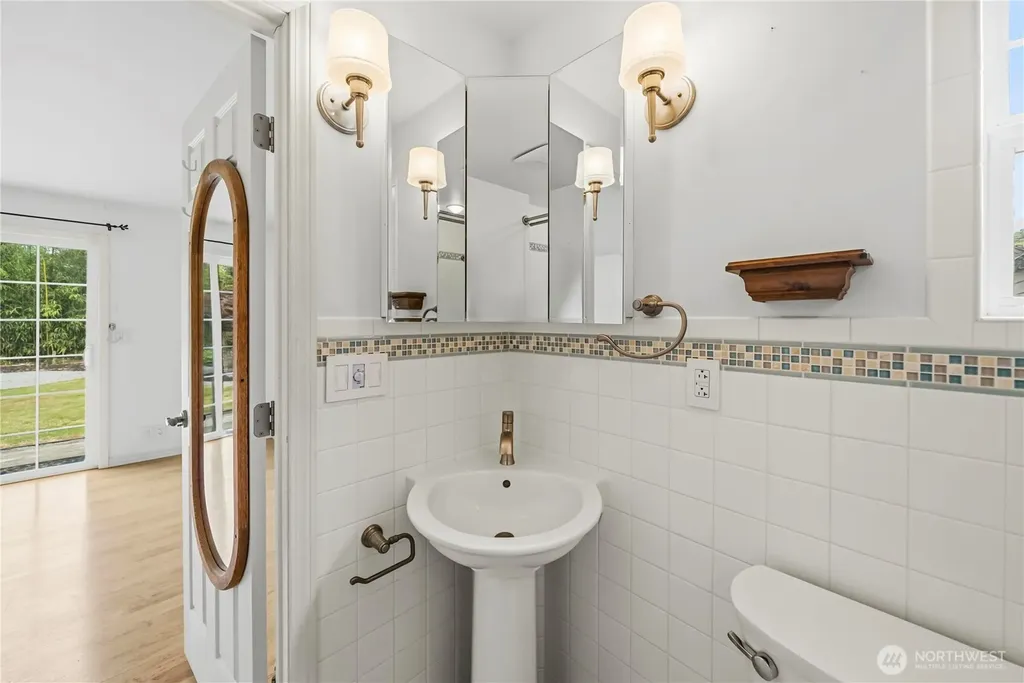 16101 60th Street E Sumner WA 98390