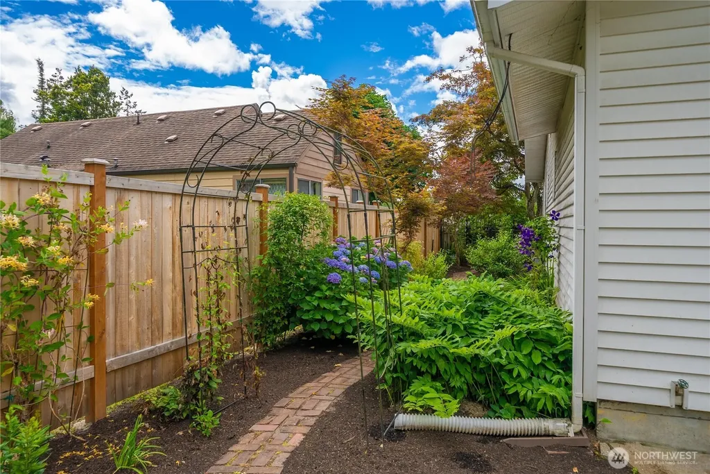 16101 60th Street E Sumner WA 98390