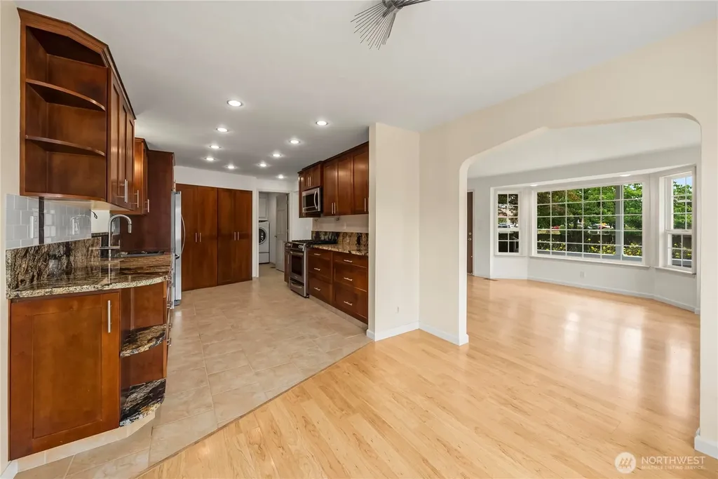 16101 60th Street E Sumner WA 98390