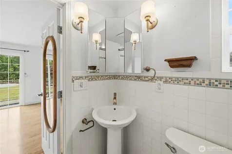 16101 60th Street E Sumner WA 98390