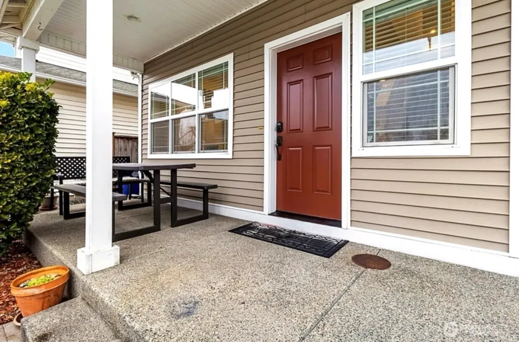 2819 58th Avenue E Fife WA 98424