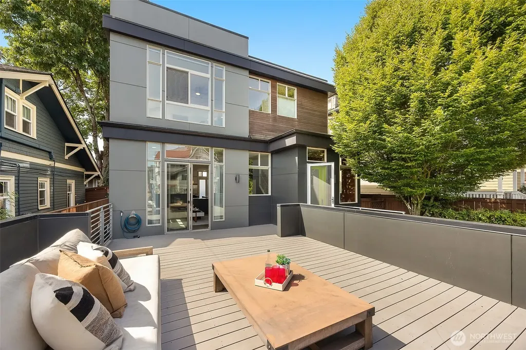 1917 E Alder Street Seattle WA 98122