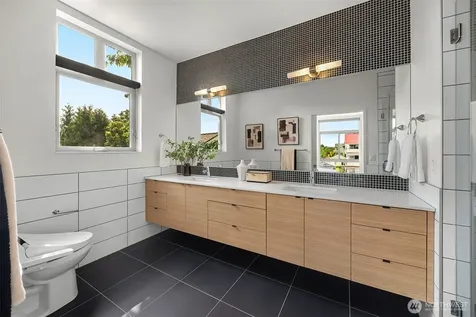 1917 E Alder Street Seattle WA 98122