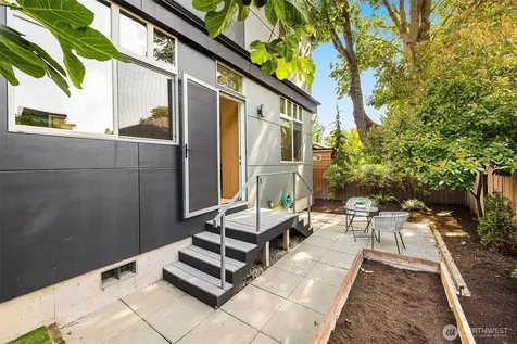 1917 E Alder Street Seattle WA 98122