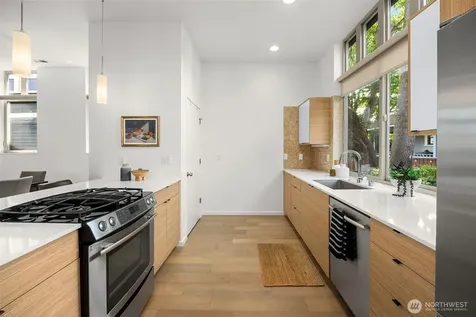 1917 E Alder Street Seattle WA 98122