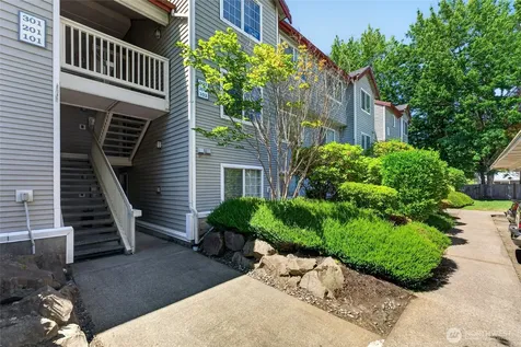 13306 SE 272nd Street Court Kent WA 98042