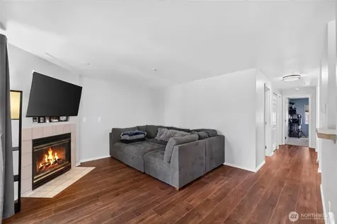 13306 SE 272nd Street Court Kent WA 98042