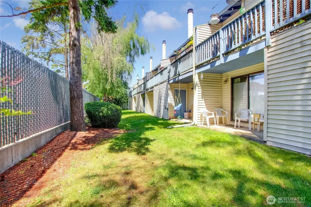 1313 W James Street Kent WA 98032