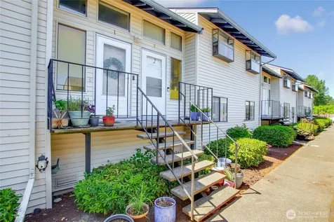1313 W James Street Kent WA 98032