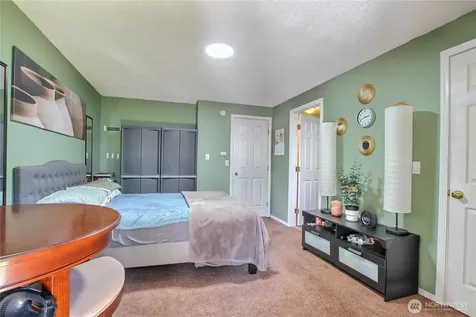 1313 W James Street Kent WA 98032