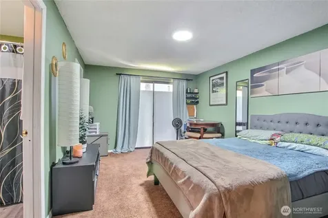1313 W James Street Kent WA 98032