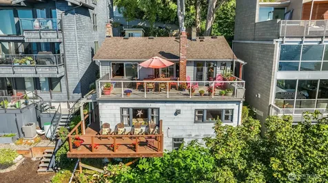 2115 Bonair Drive SW Seattle WA 98116