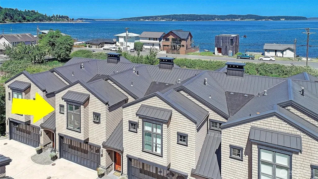 1095 Essex Street Camano Island WA 98282