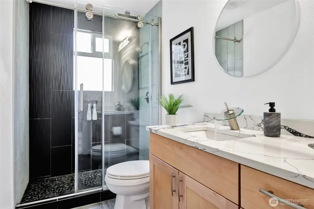 9834 NE 140th Place Kirkland WA 98034