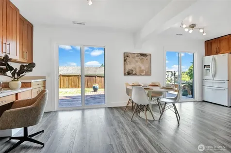 9834 NE 140th Place Kirkland WA 98034