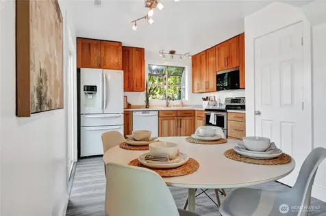 9834 NE 140th Place Kirkland WA 98034