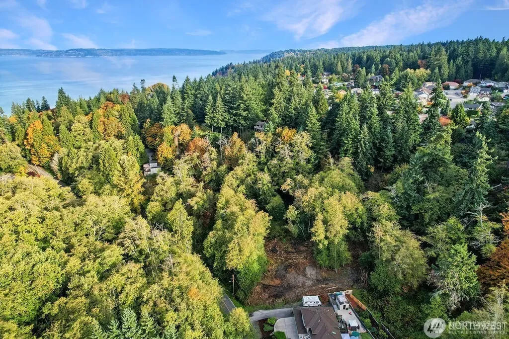 7217 Meadowdale Beach Road Edmonds WA 98026