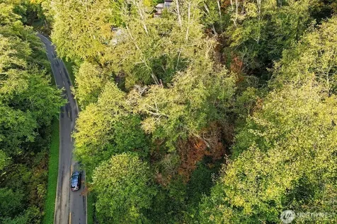 7217 Meadowdale Beach Road Edmonds WA 98026