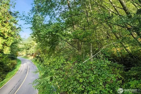7217 Meadowdale Beach Road Edmonds WA 98026