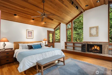 3825 132nd Avenue NE Bellevue WA 98005