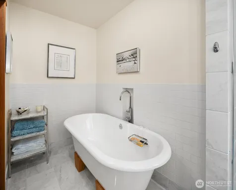 3825 132nd Avenue NE Bellevue WA 98005