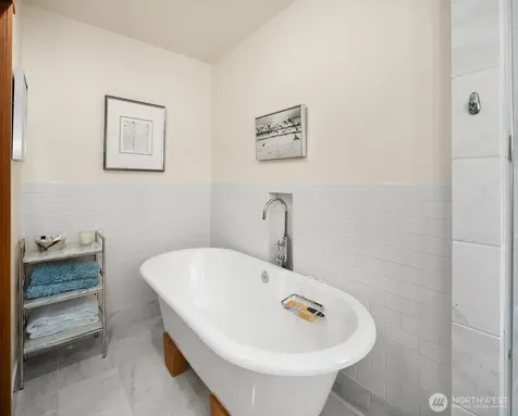3825 132nd Avenue NE Bellevue WA 98005