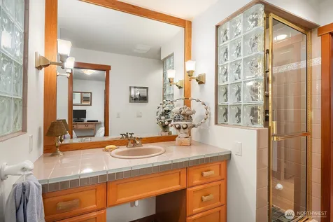 3825 132nd Avenue NE Bellevue WA 98005