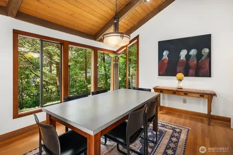3825 132nd Avenue NE Bellevue WA 98005