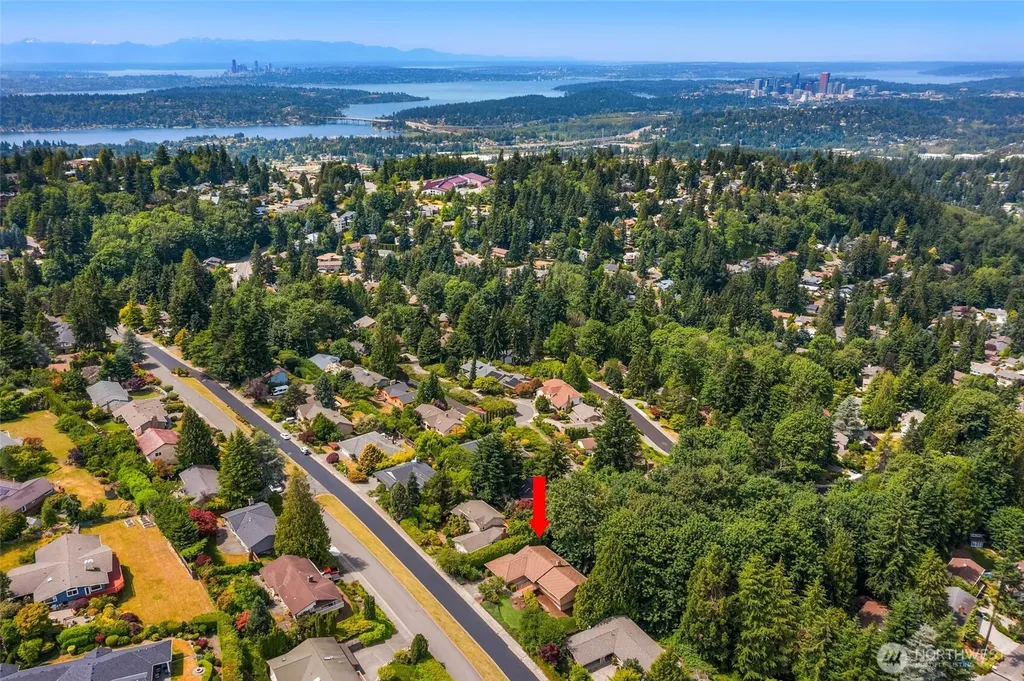 14724 SE 49th Street Bellevue WA 98006