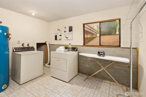 14724 SE 49th Street Bellevue WA 98006