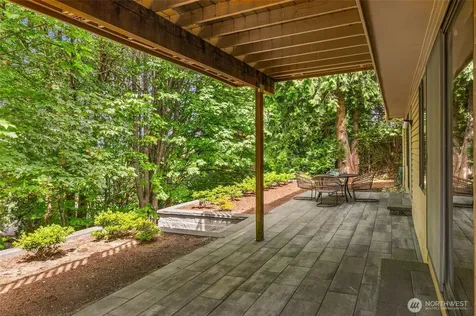 14724 SE 49th Street Bellevue WA 98006