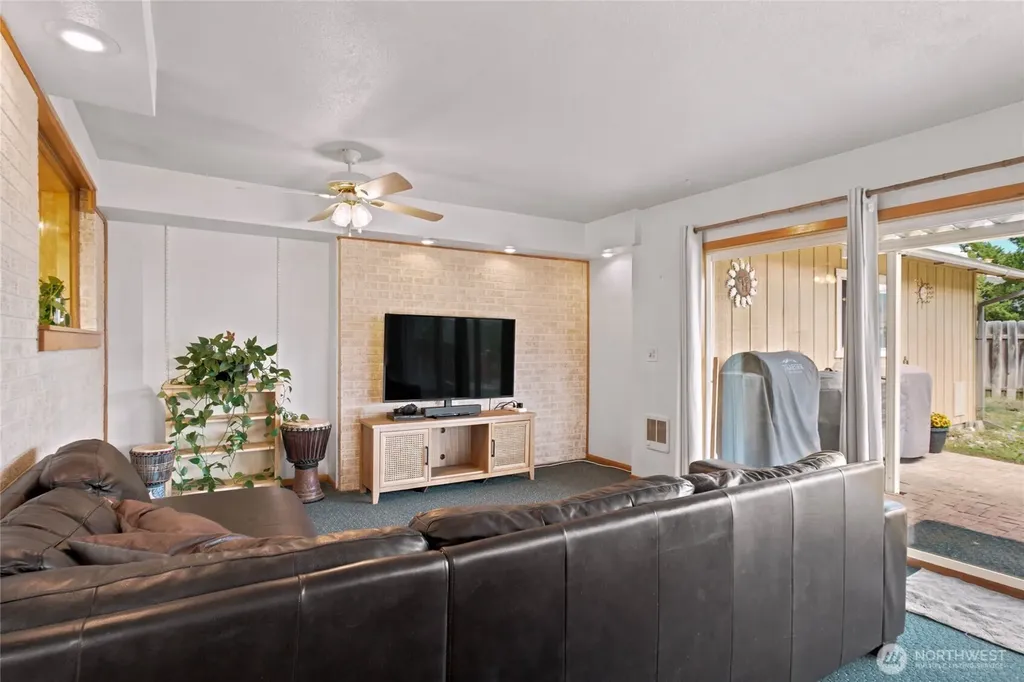 1903 Deerpath Drive Oroville WA 98844